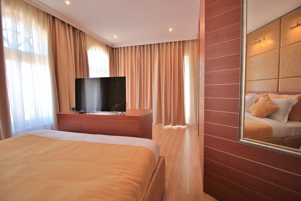 Residence House Русе Екстериор снимка
